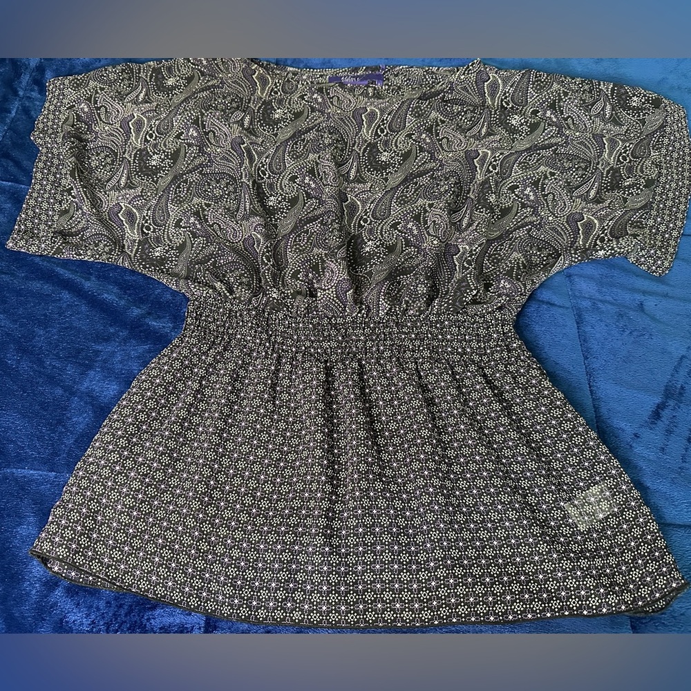 Elegant Black and Gray Paisley Women's Top